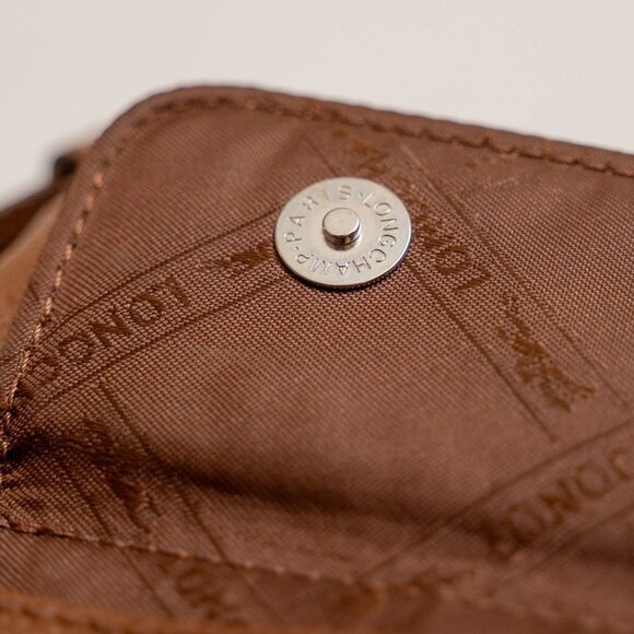 ~ FIRM PRICE ~
VINTAGE LONGCHAMP Camel Colored Leather Crossbody - Picture 13 of 16